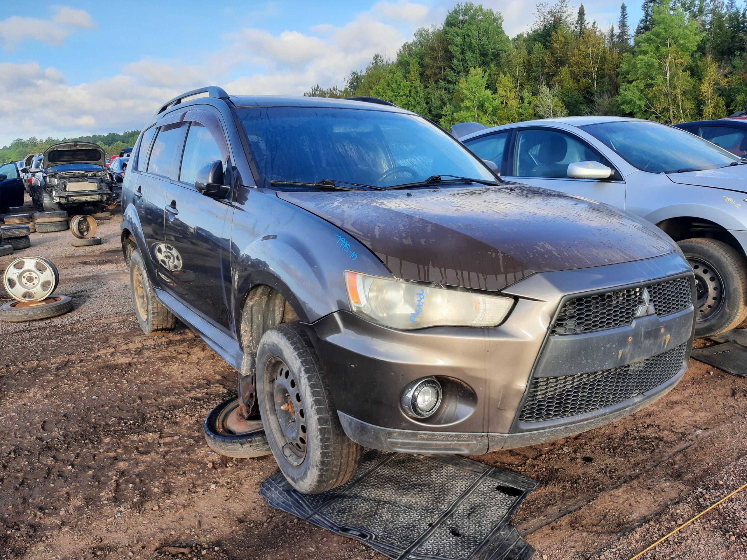 MITSUBISHI OUTLANDER 2010