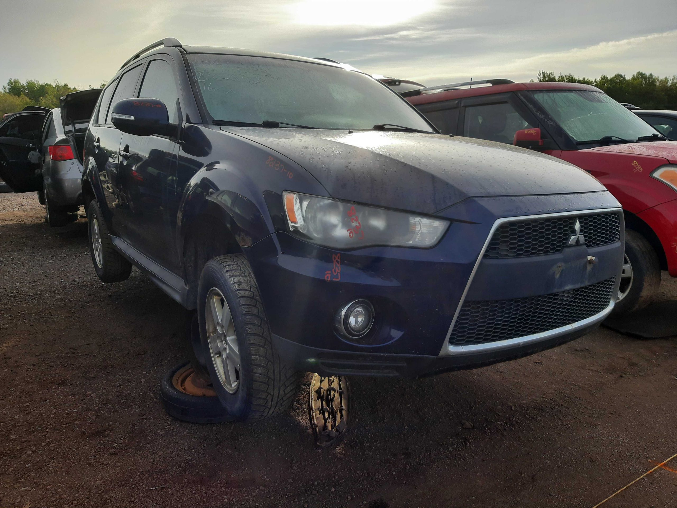 MITSUBISHI OUTLANDER 2010