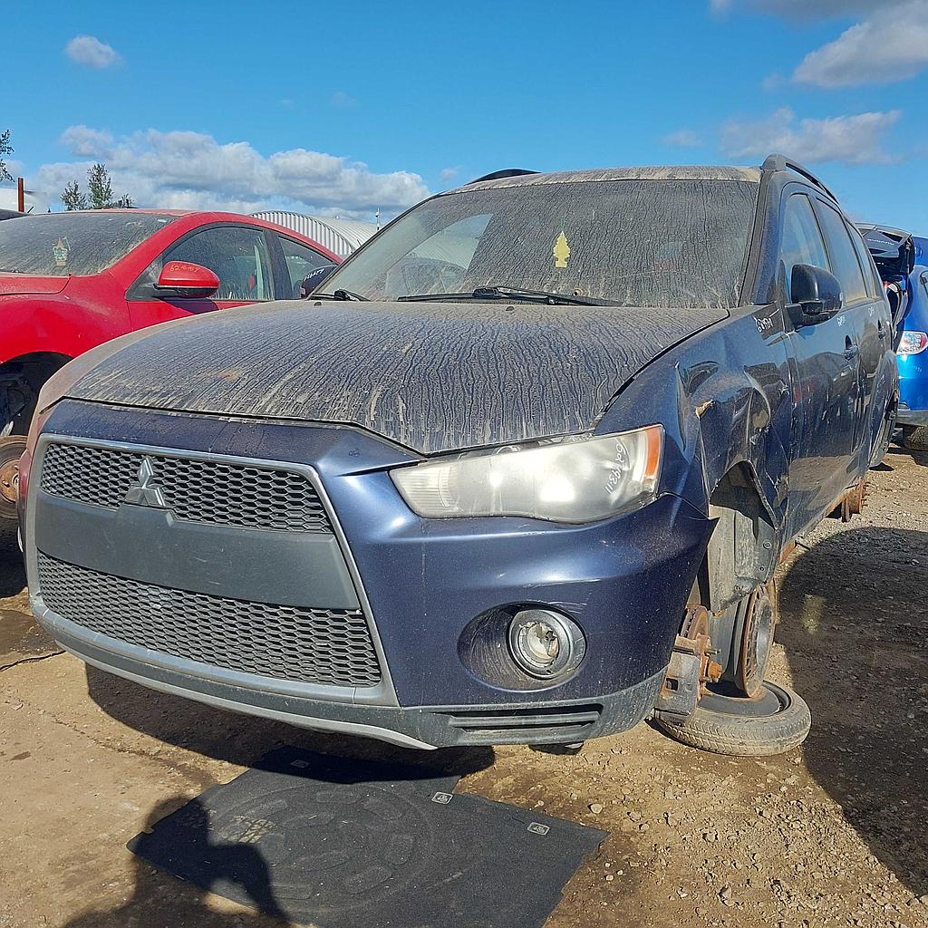 MITSUBISHI OUTLANDER 2011