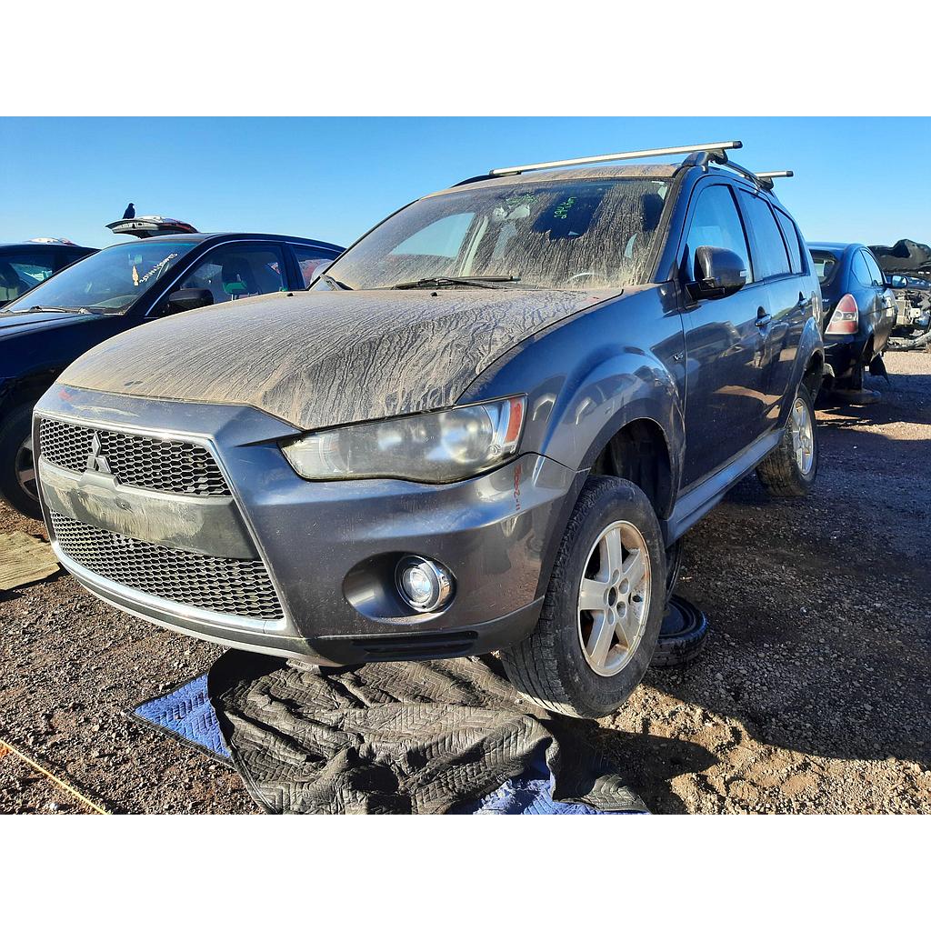 MITSUBISHI OUTLANDER 2011