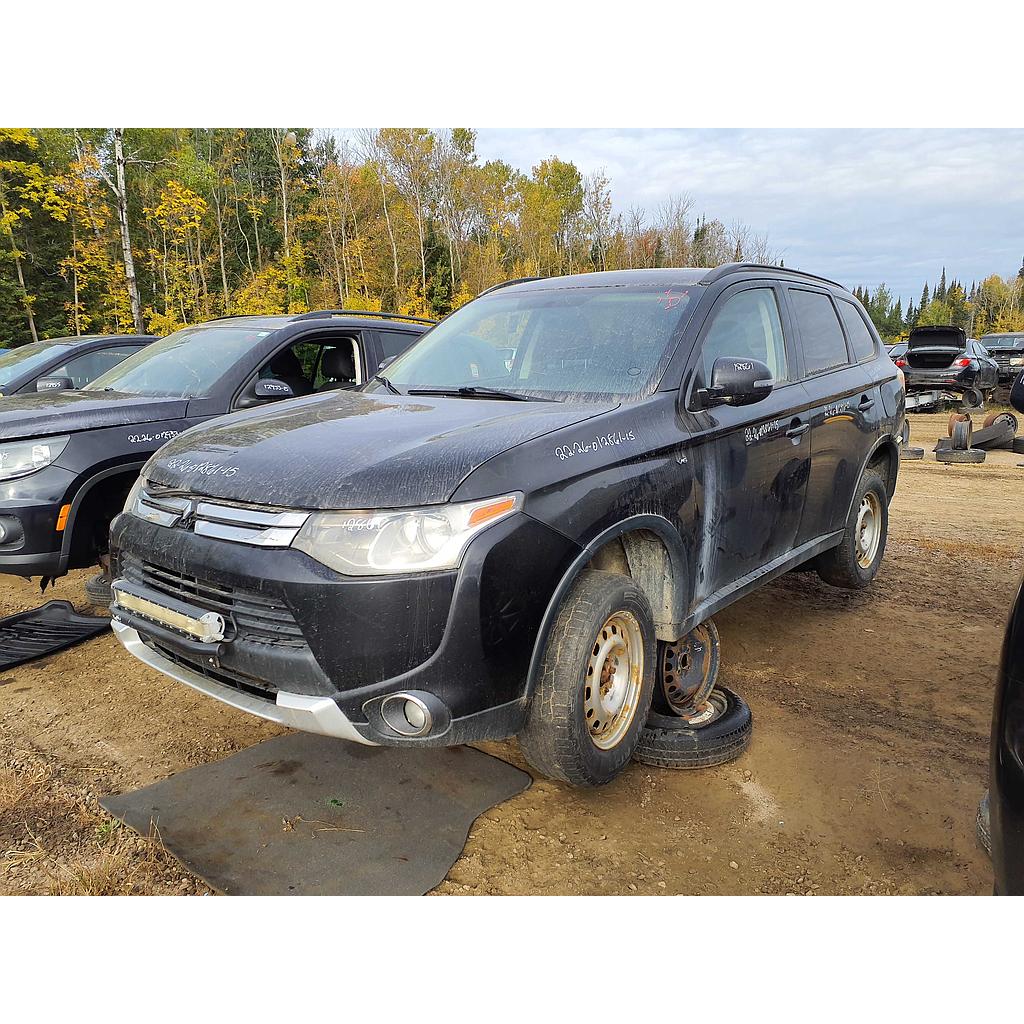 MITSUBISHI OUTLANDER 2015