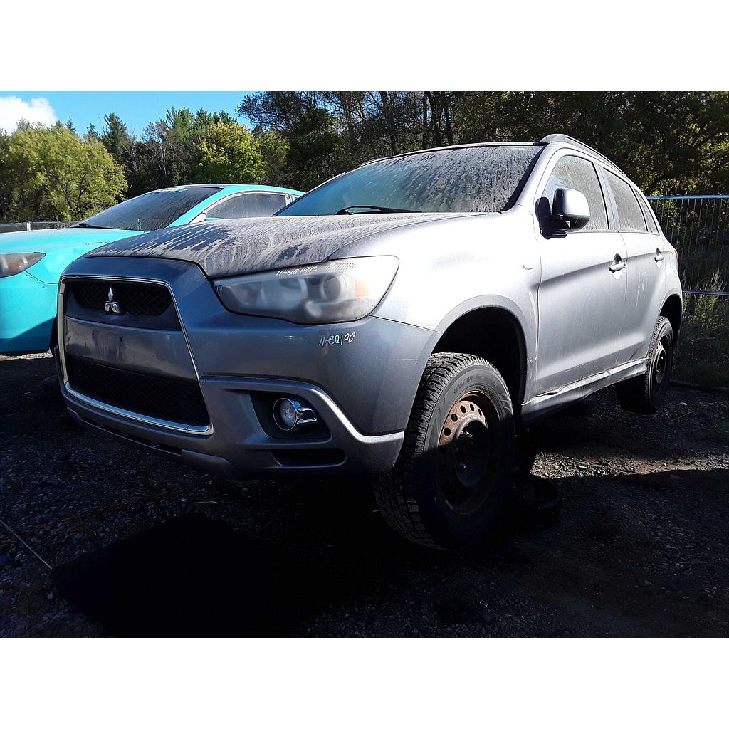 MITSUBISHI RVR 2011