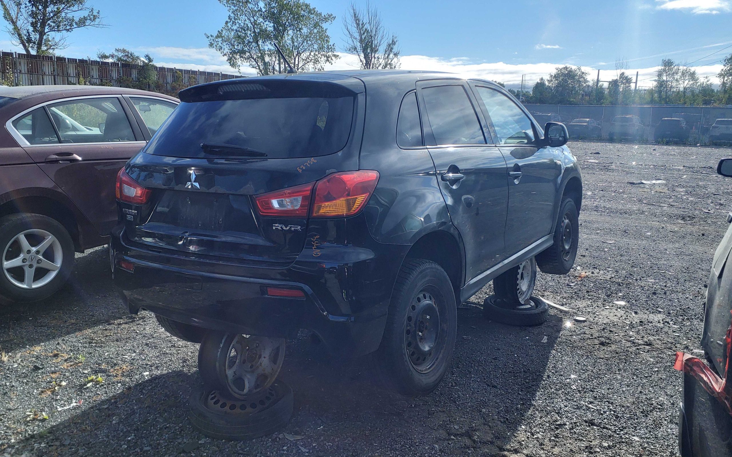 MITSUBISHI RVR 2012