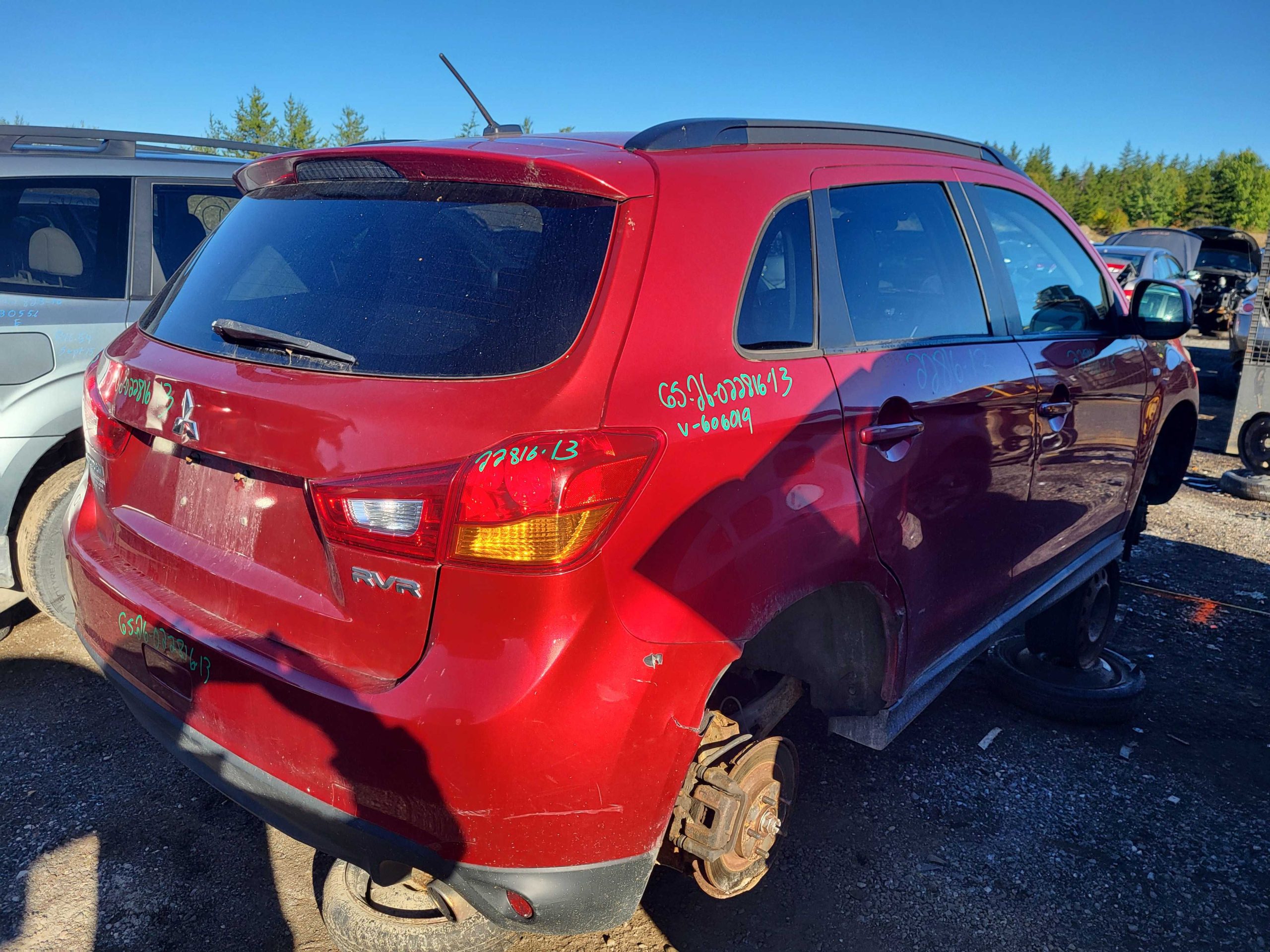 MITSUBISHI RVR 2013
