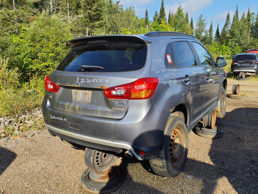 MITSUBISHI RVR 2014