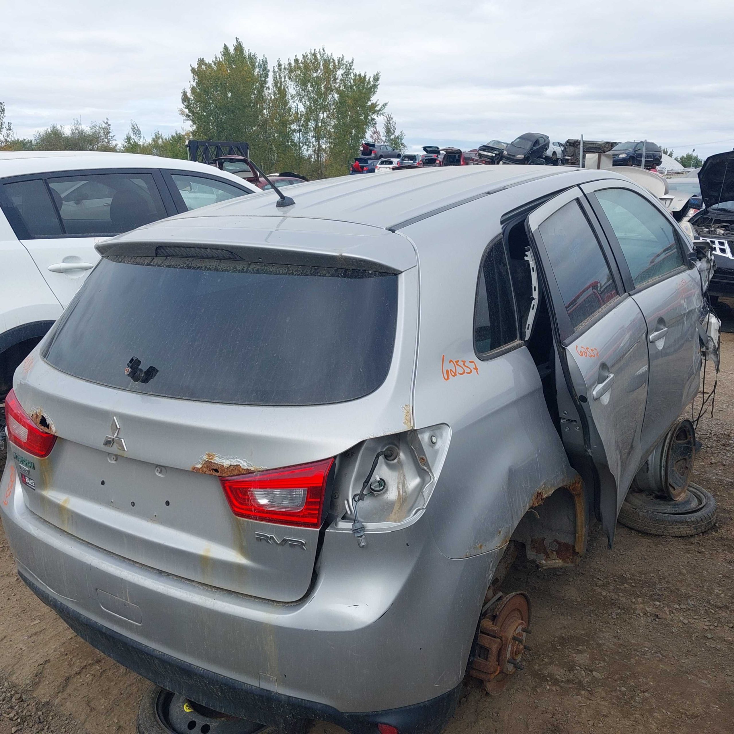 MITSUBISHI RVR 2015