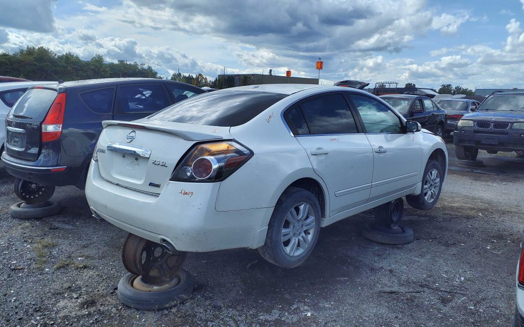 NISSAN ALTIMA 2009