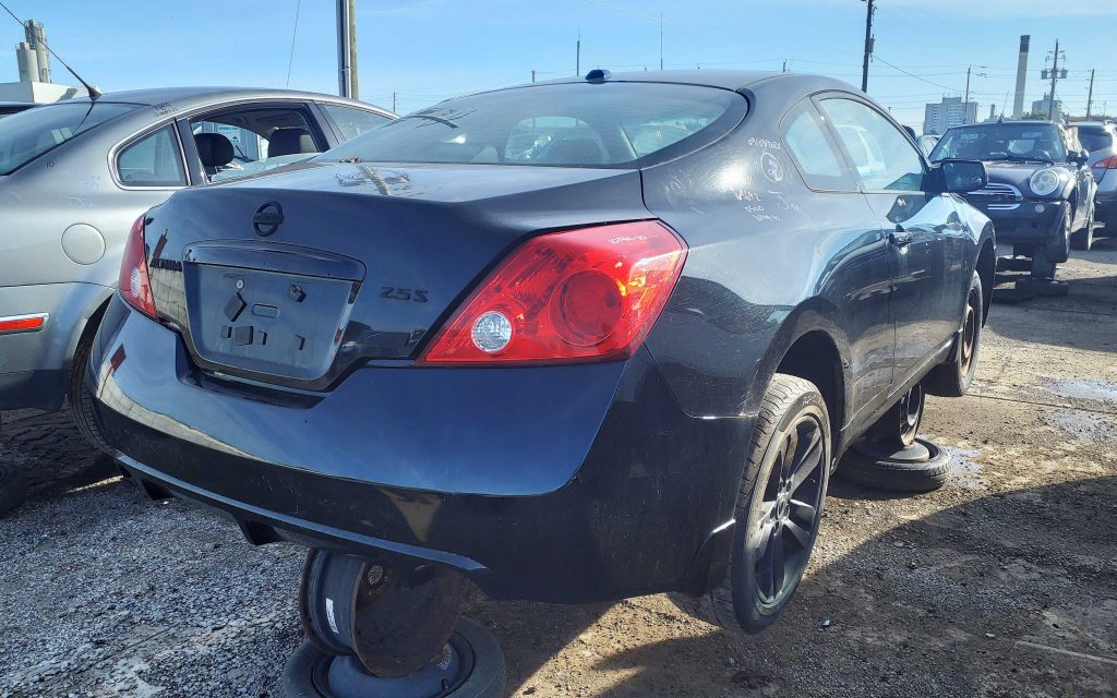 NISSAN ALTIMA 2010