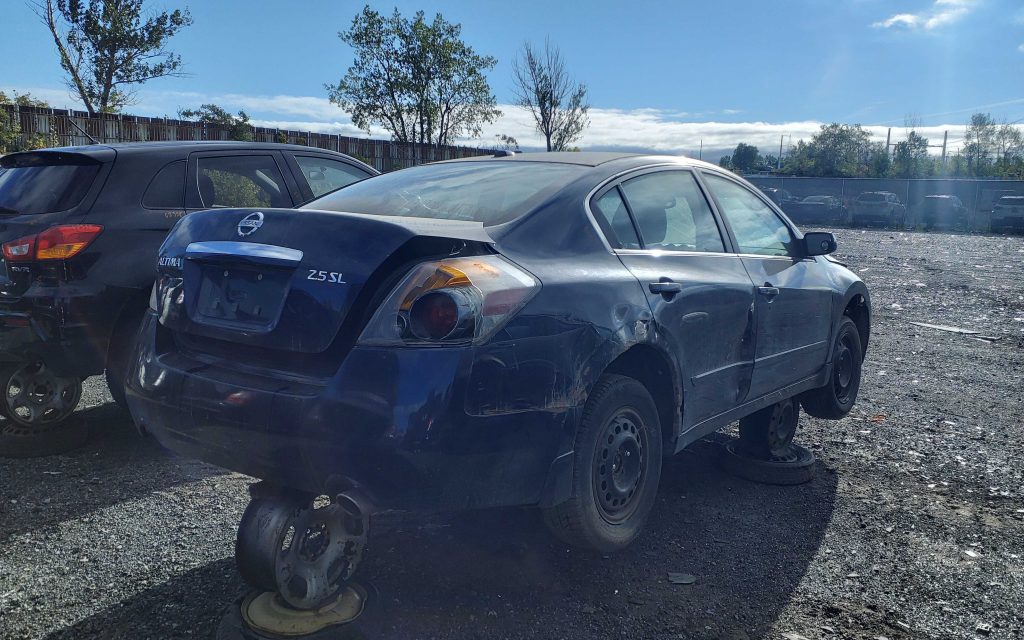 NISSAN ALTIMA 2010