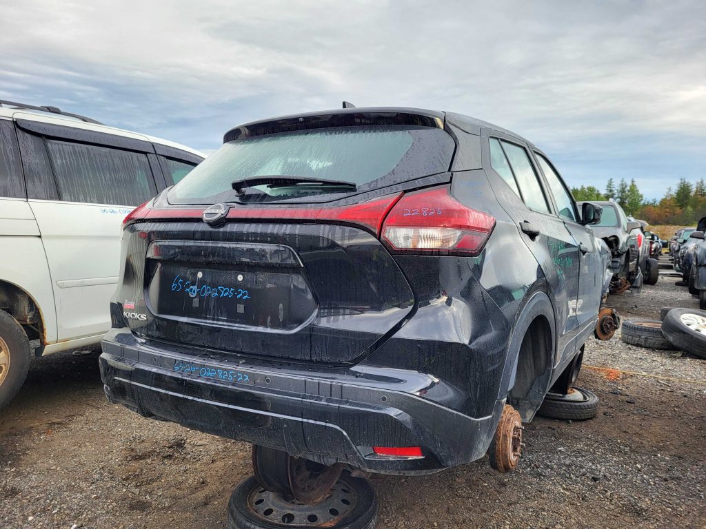 NISSAN KICKS 2022