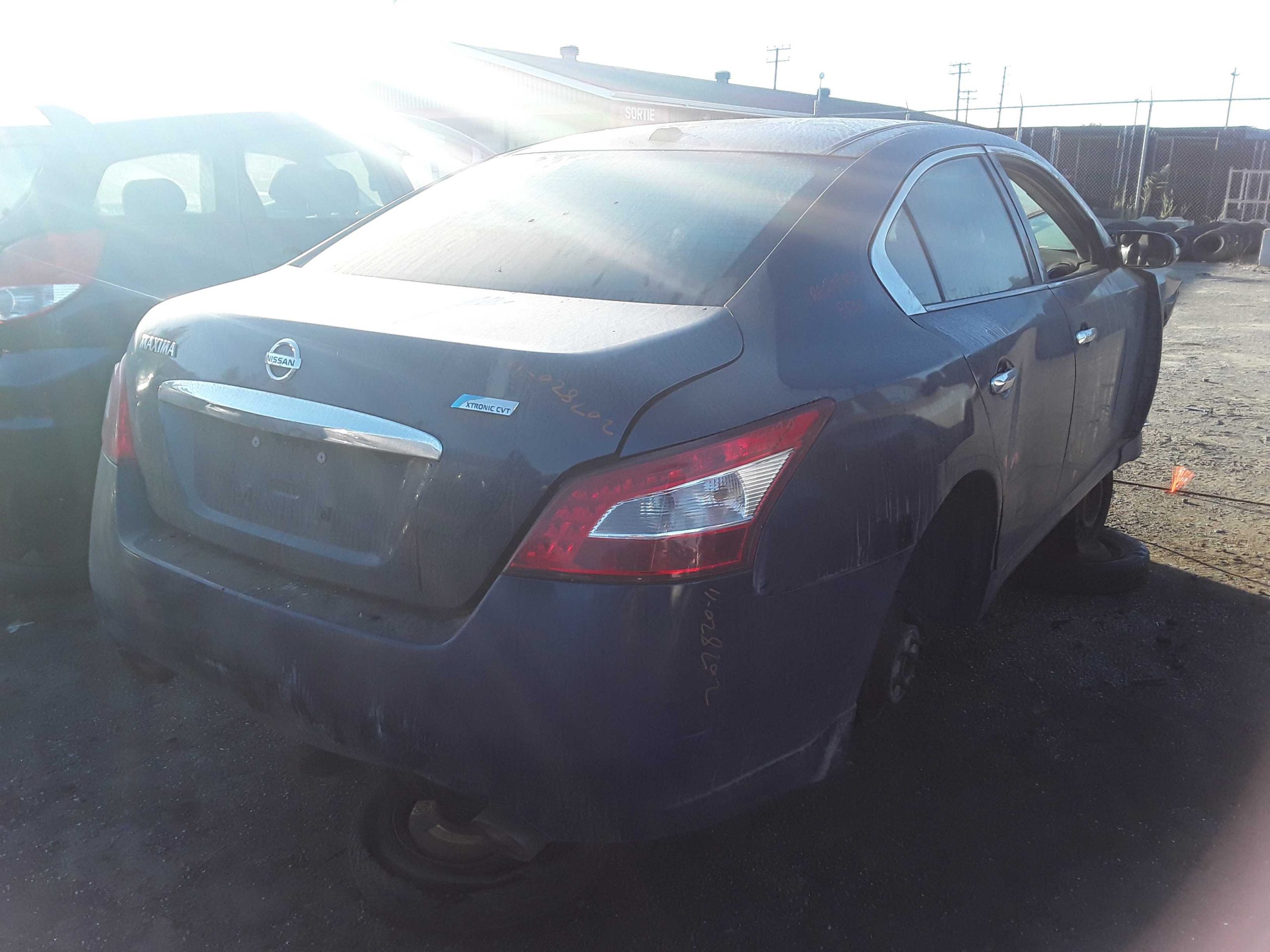 NISSAN MAXIMA 2011