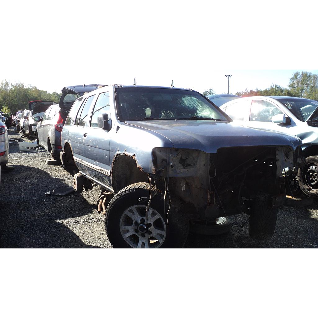NISSAN PATHFINDER 2000