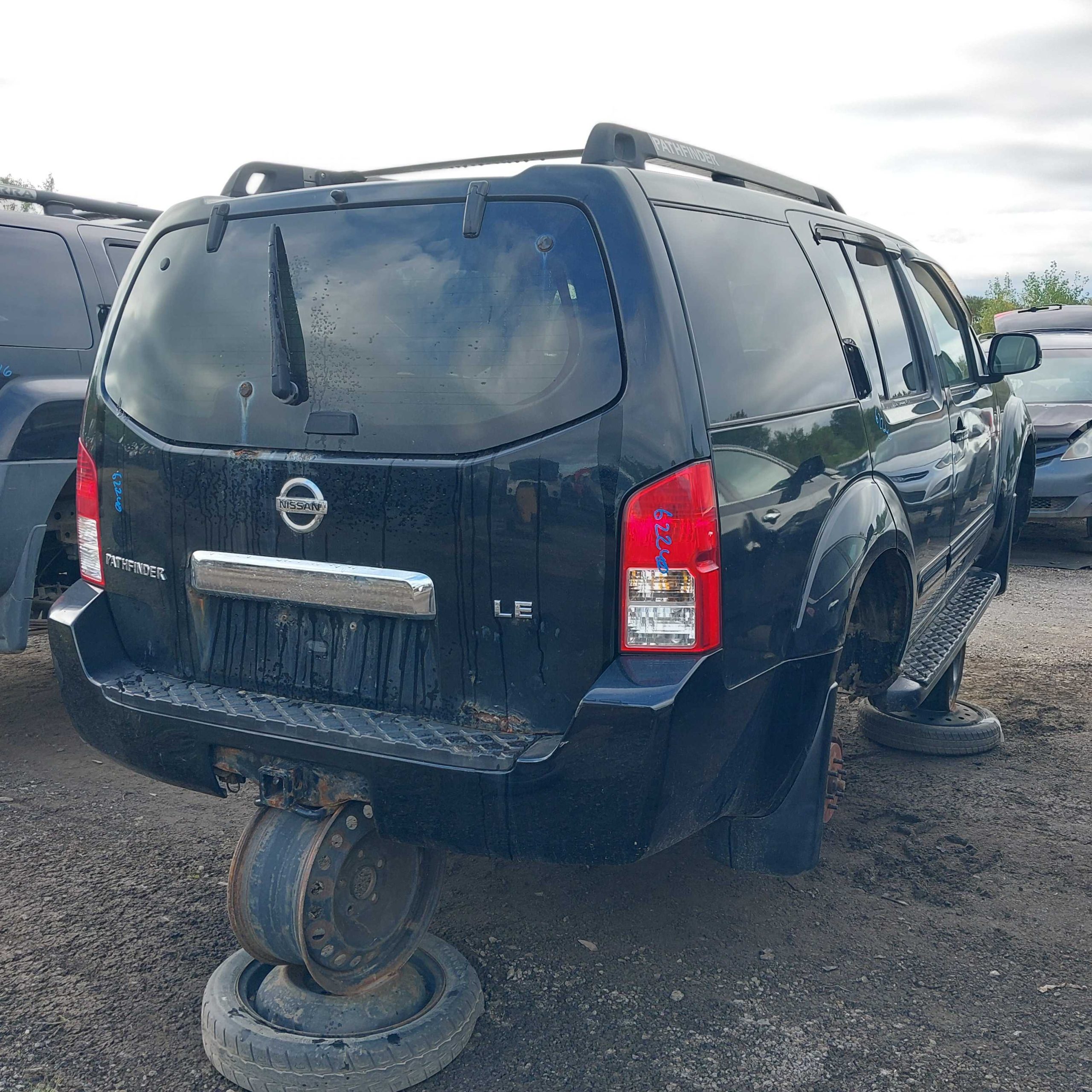 NISSAN PATHFINDER 2005