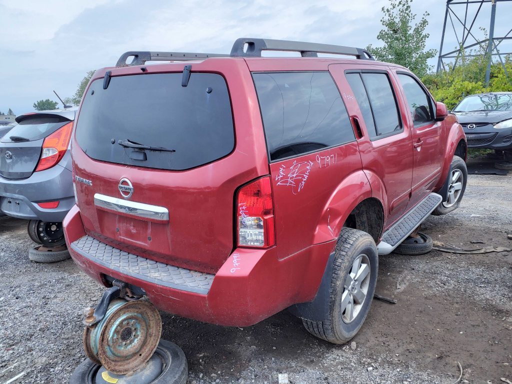 NISSAN PATHFINDER 2011