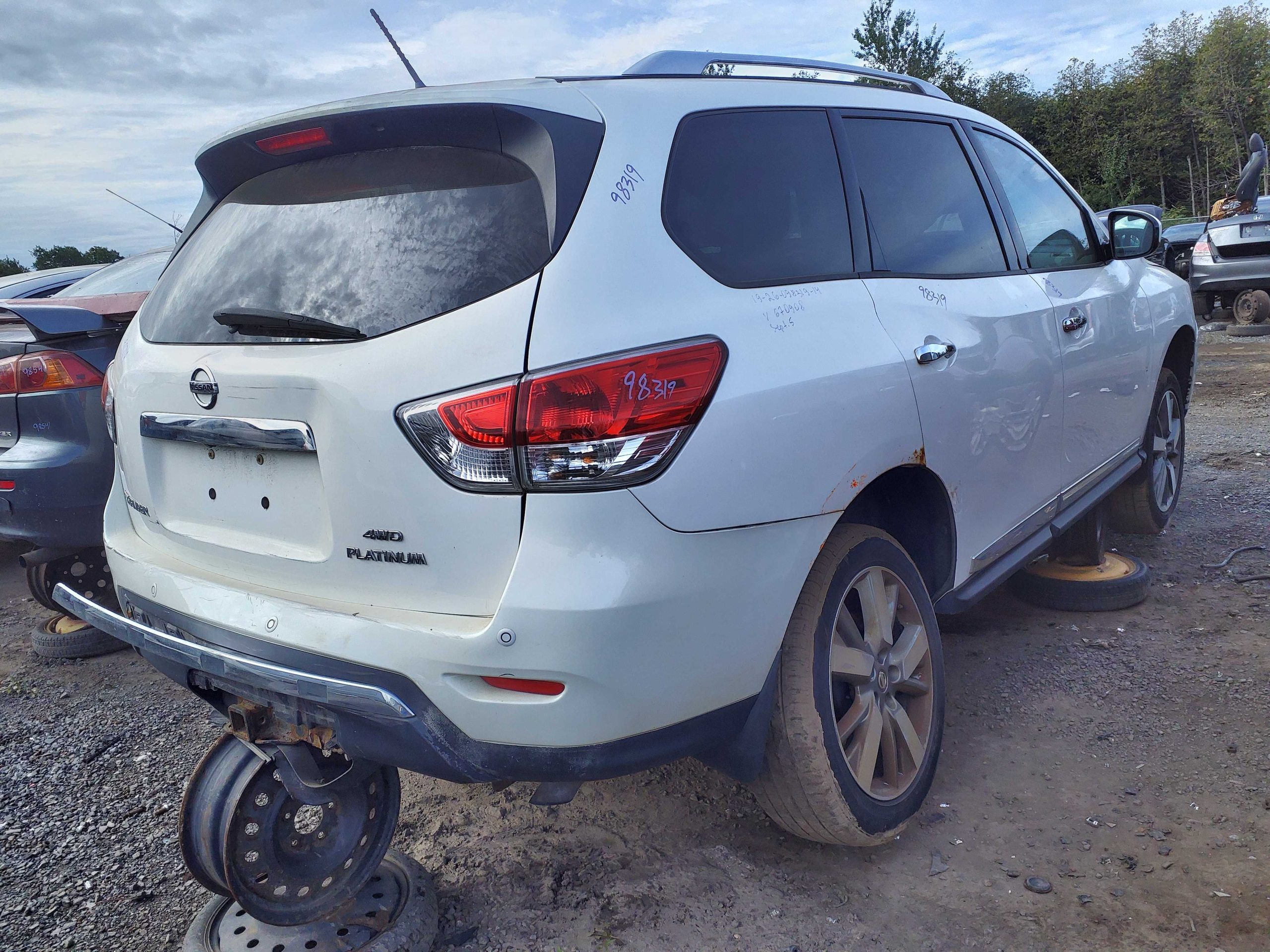 NISSAN PATHFINDER 2014