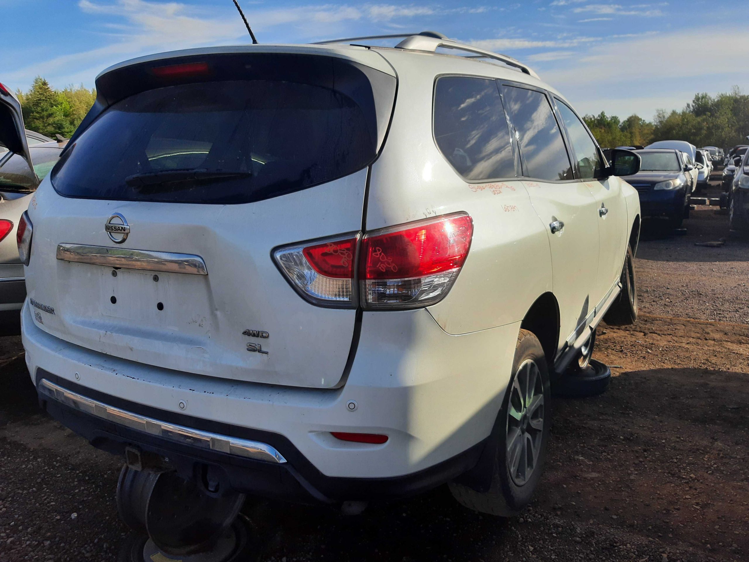 NISSAN PATHFINDER 2015