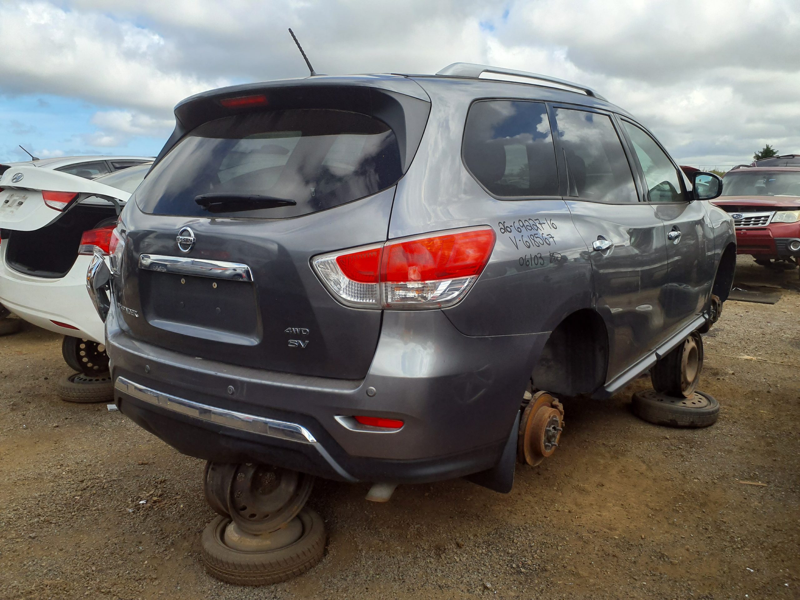 NISSAN PATHFINDER 2016