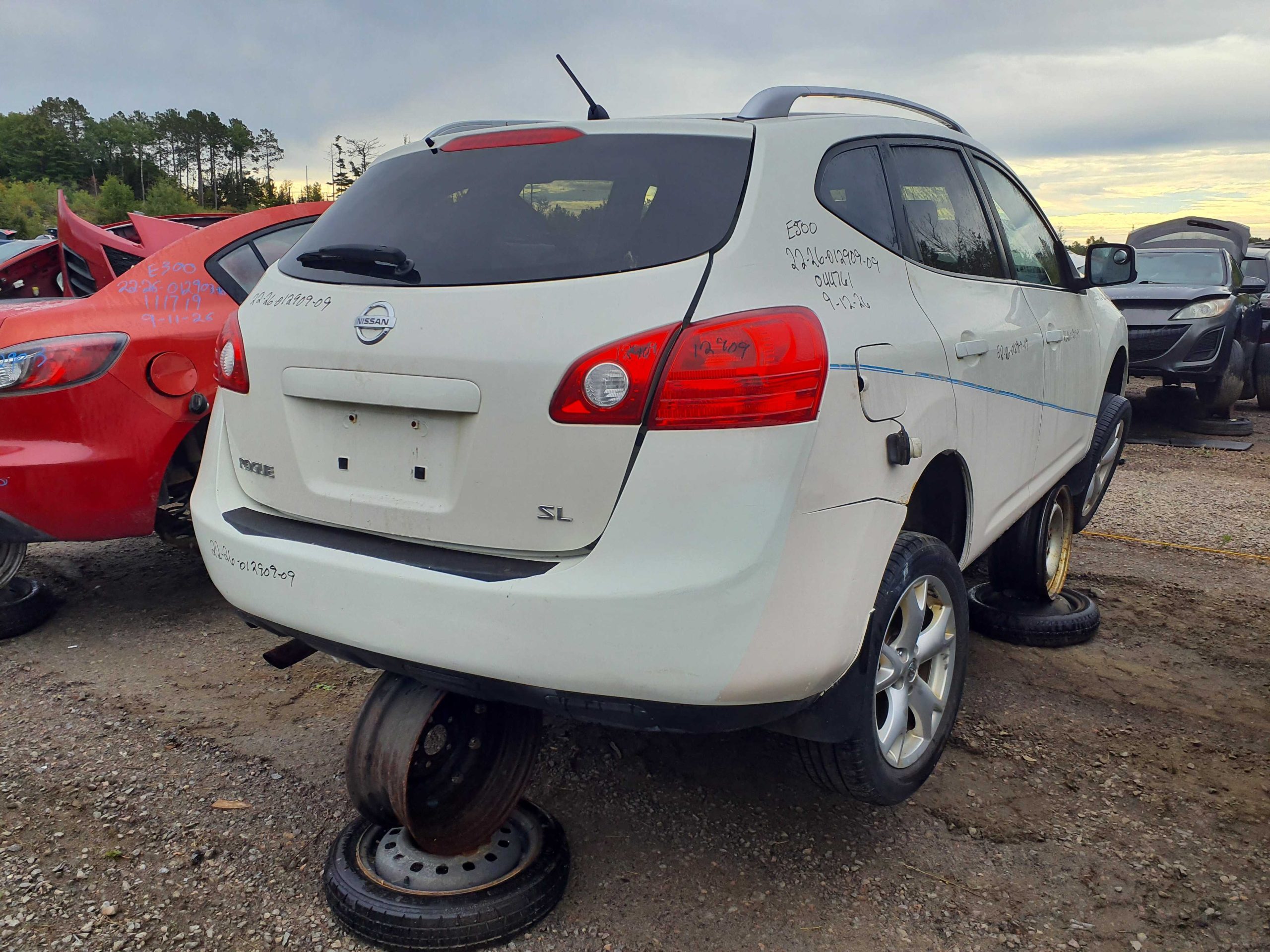 NISSAN ROGUE 2009