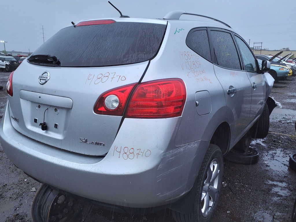NISSAN ROGUE 2010