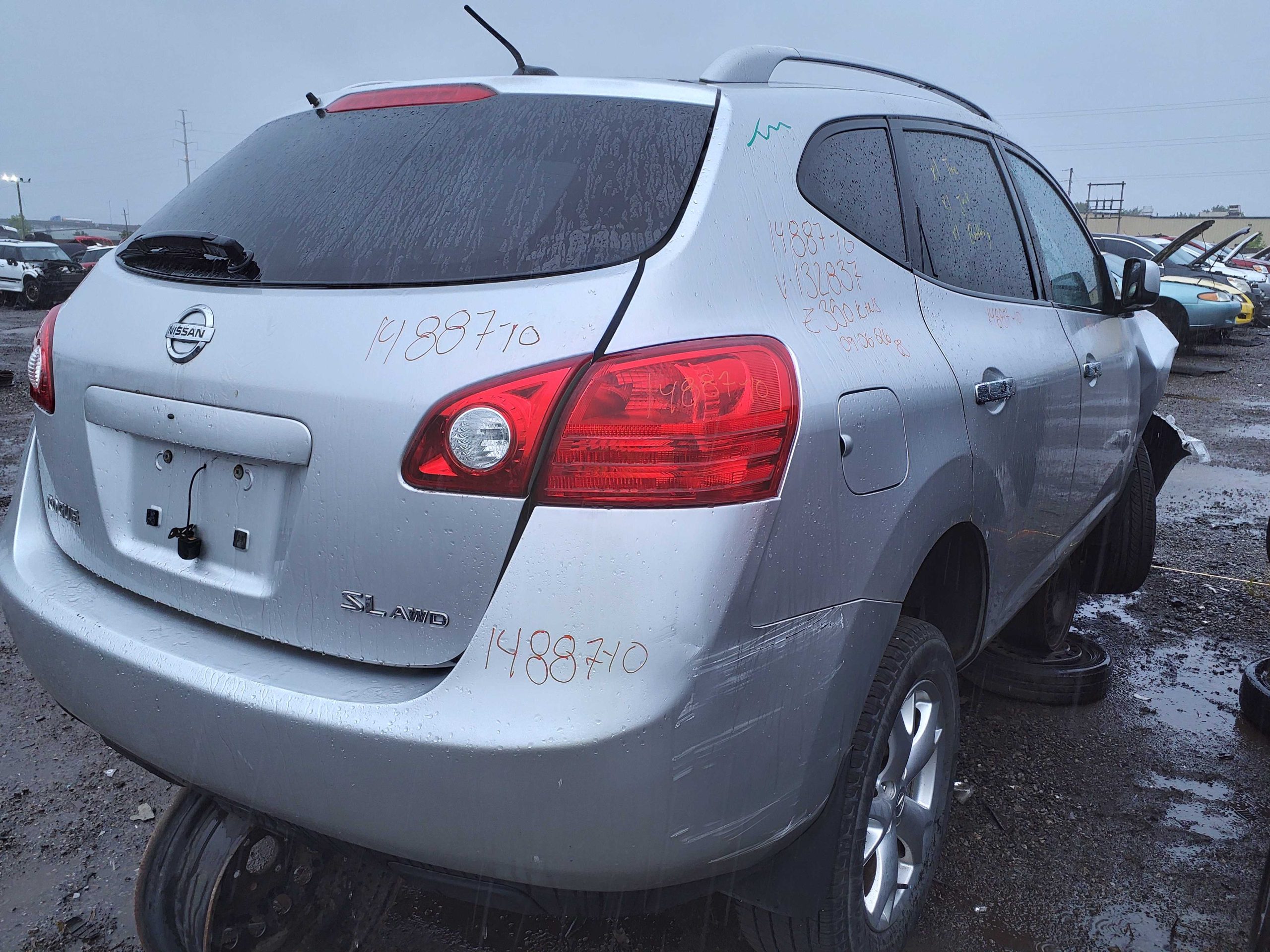 NISSAN ROGUE 2010