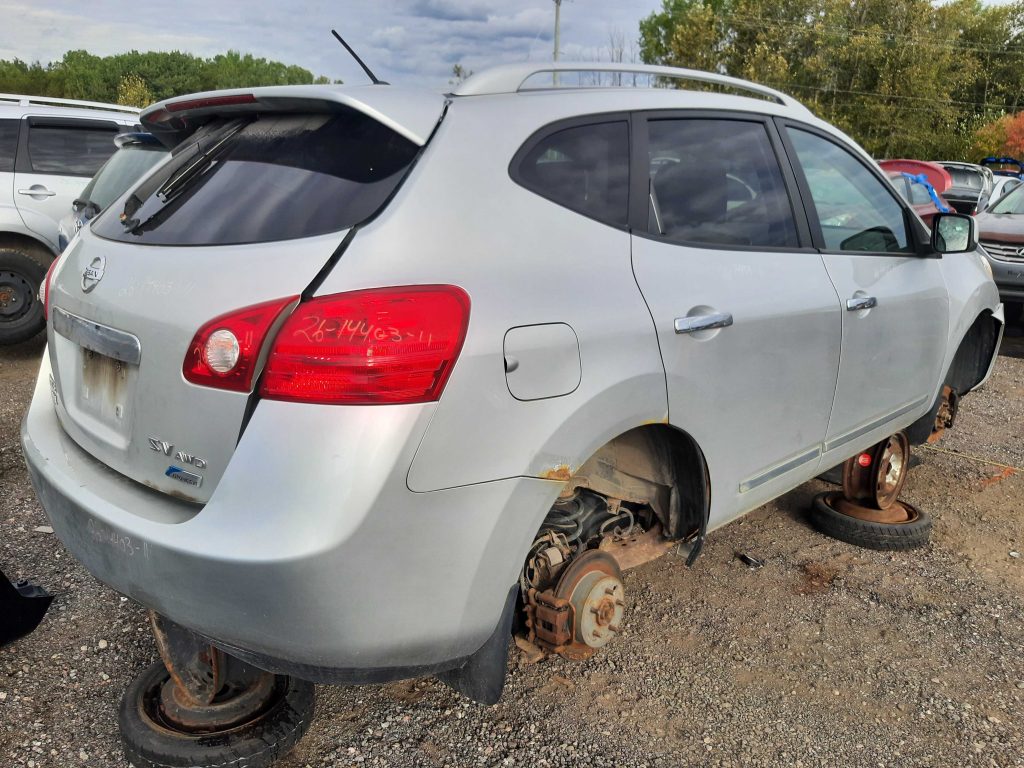 NISSAN ROGUE 2011