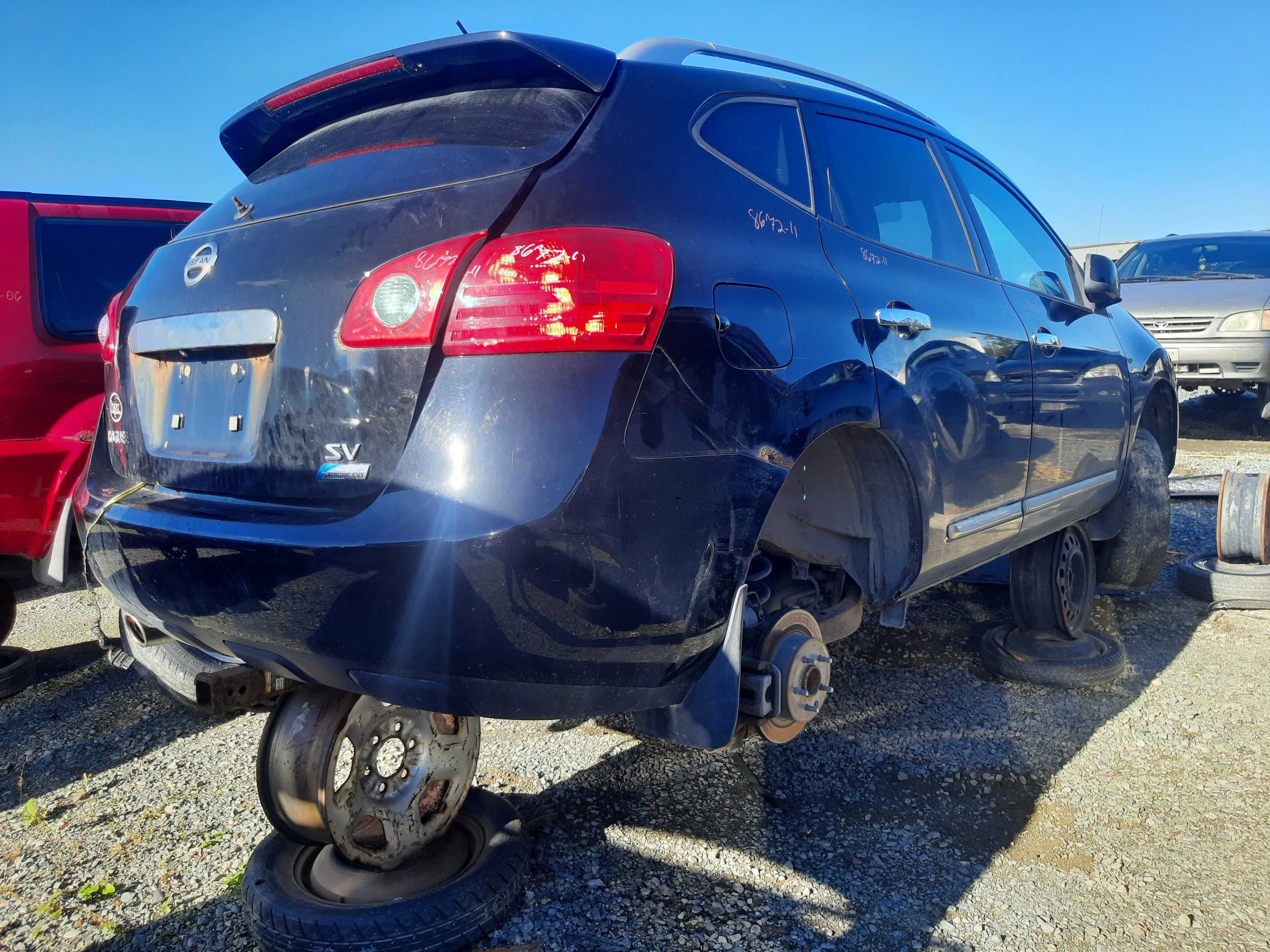NISSAN ROGUE 2011