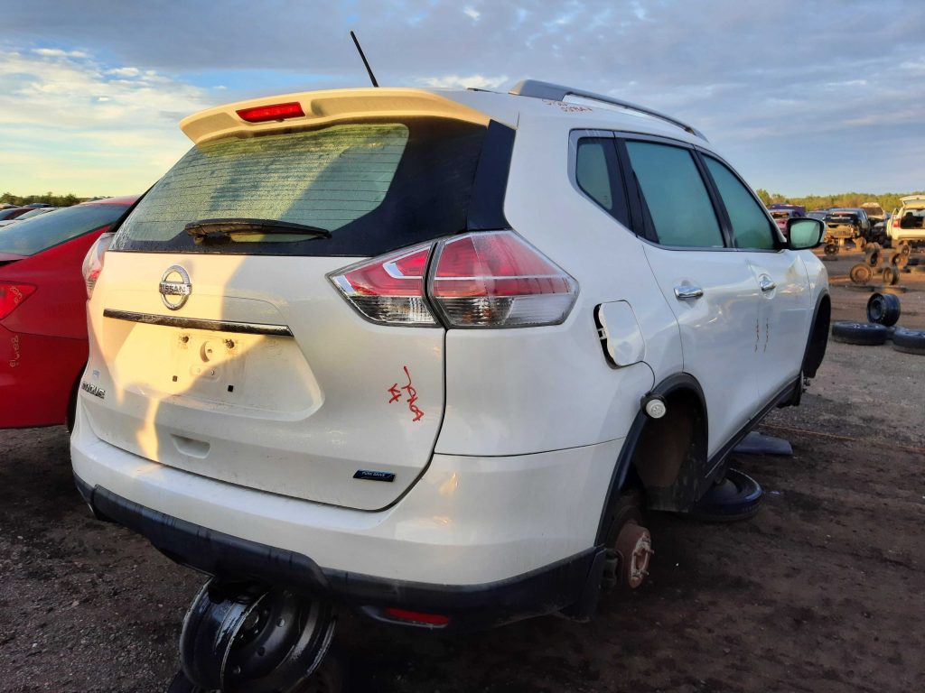 NISSAN ROGUE 2014