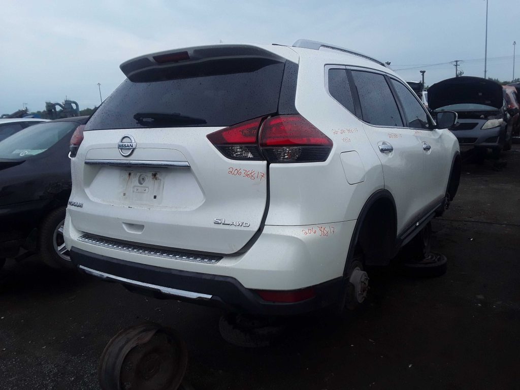NISSAN ROGUE 2017