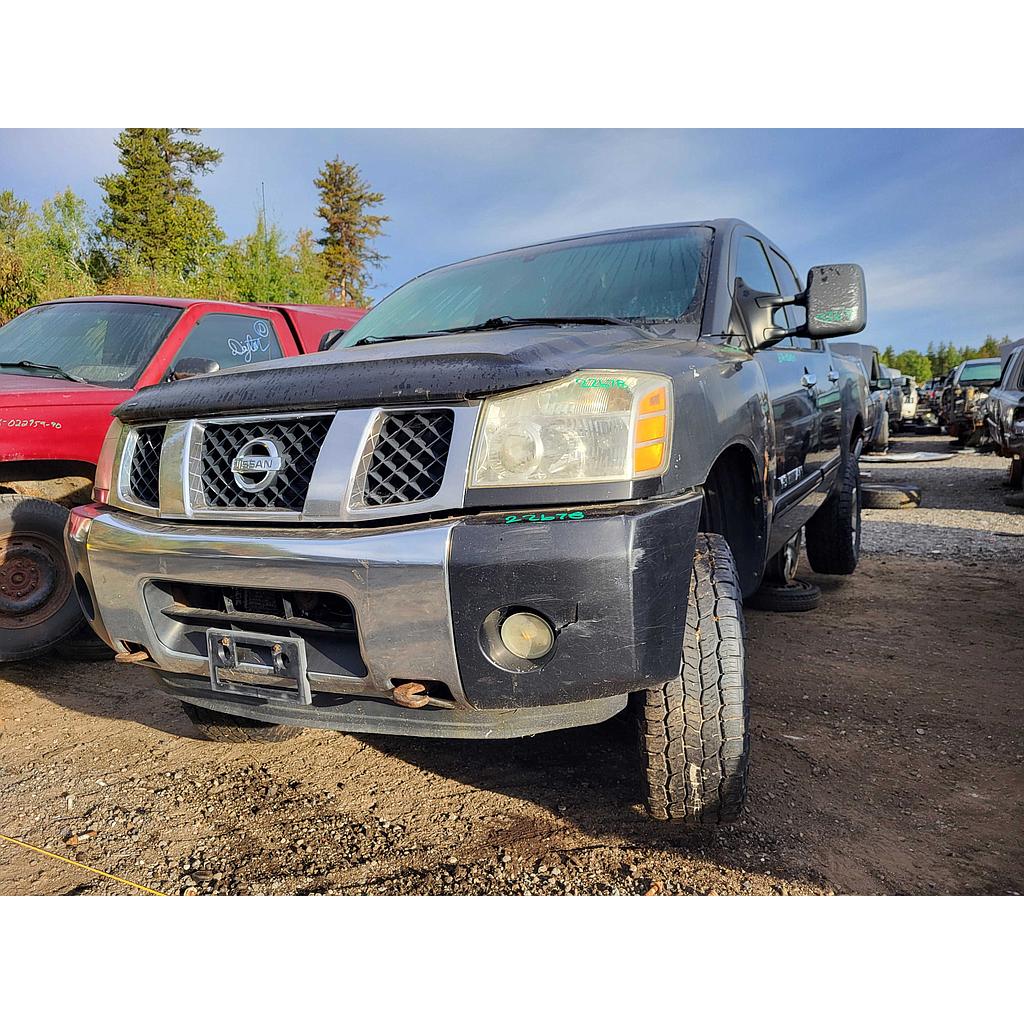 NISSAN TITAN 2005