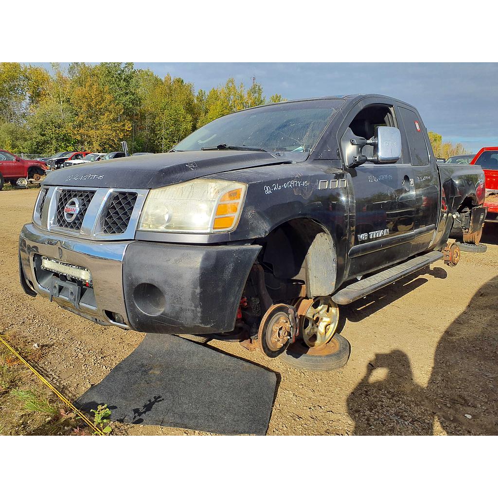 NISSAN TITAN 2005