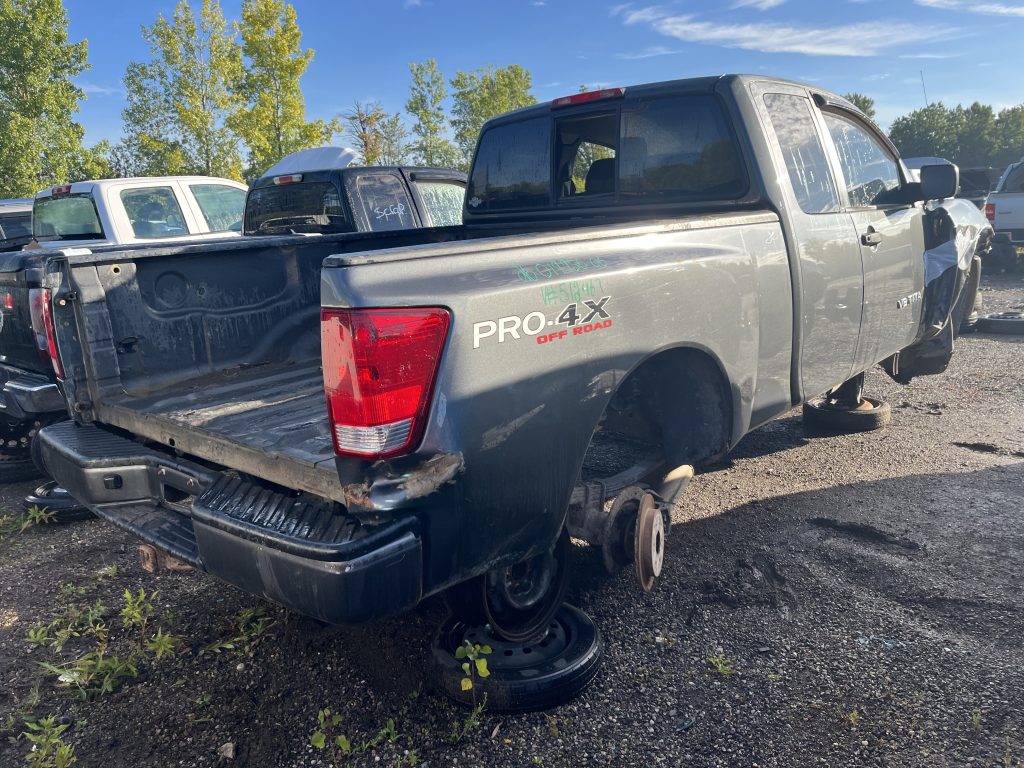 NISSAN TITAN 2006