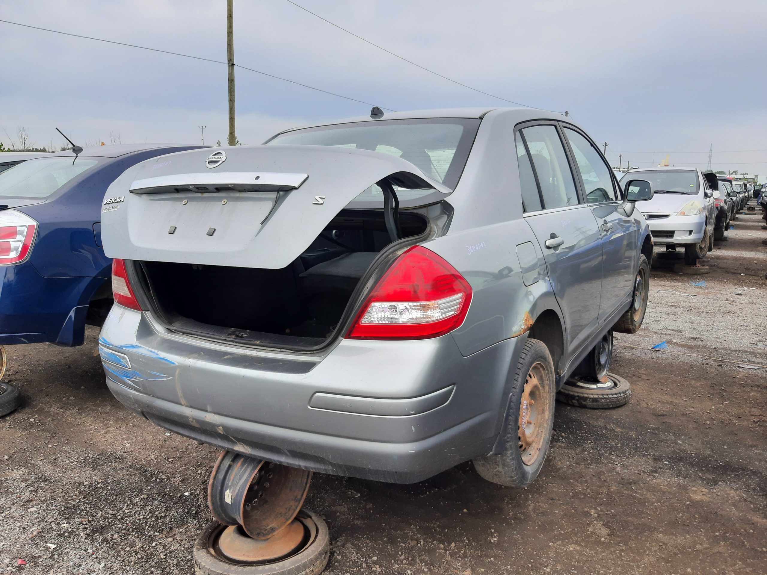 NISSAN VERSA 2007