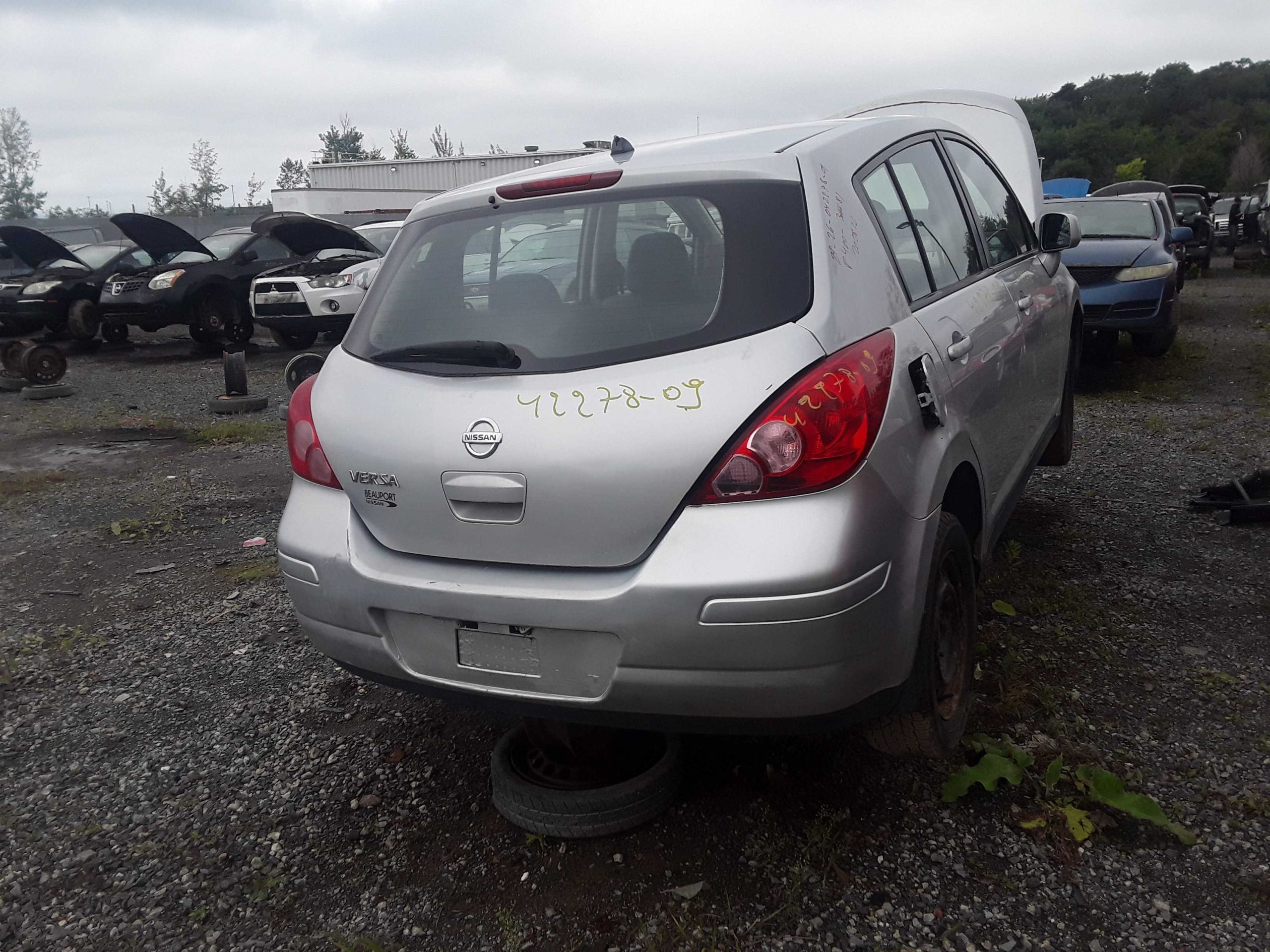 NISSAN VERSA 2009