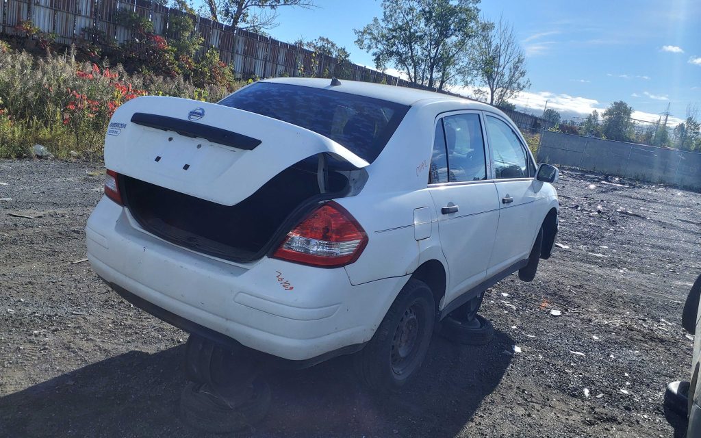 NISSAN VERSA 2009