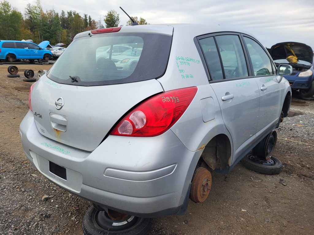 NISSAN VERSA 2009