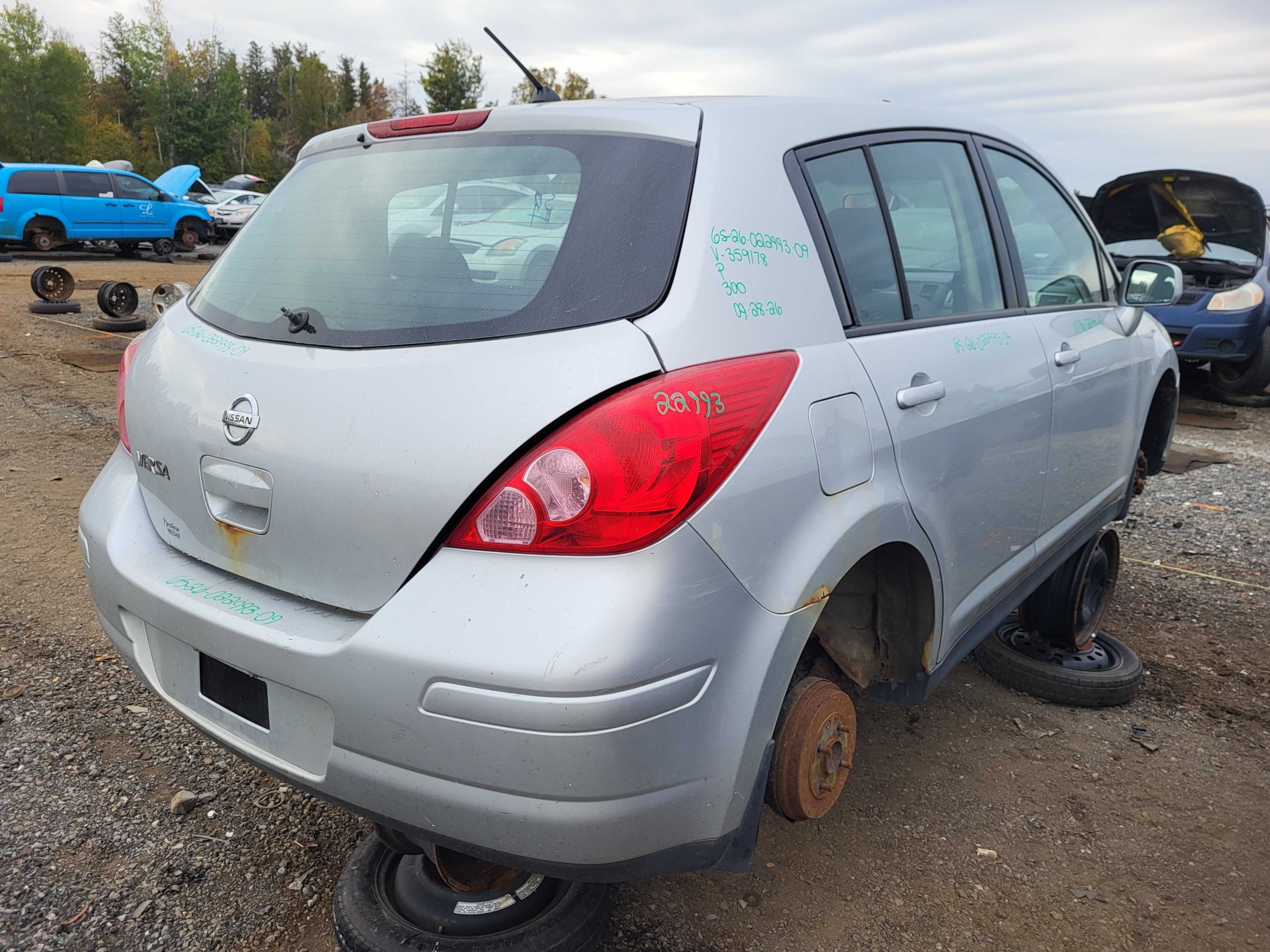 NISSAN VERSA 2009