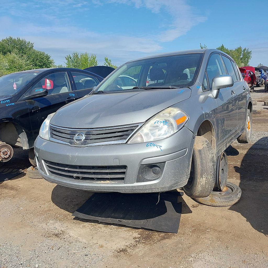 NISSAN VERSA 2010