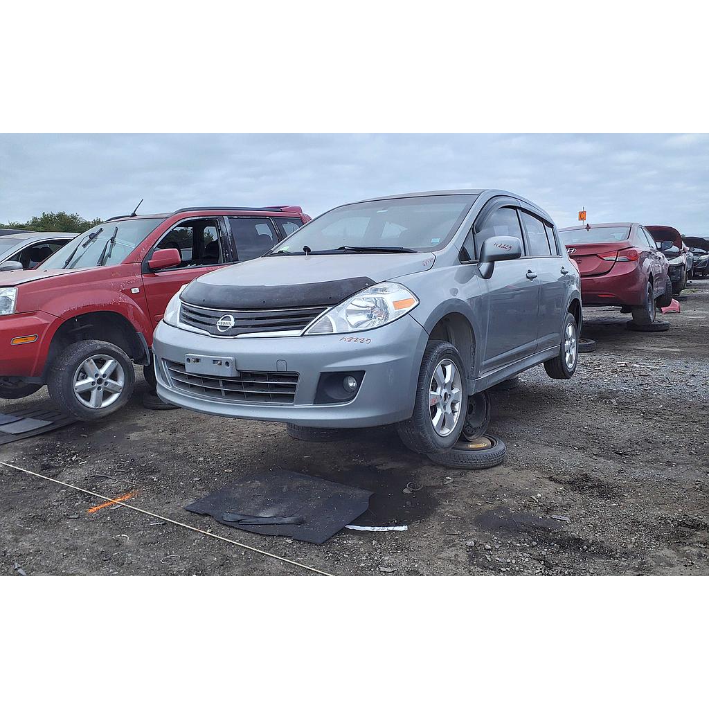 NISSAN VERSA 2010