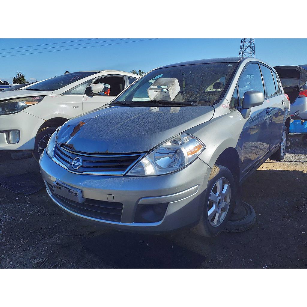 NISSAN VERSA 2010