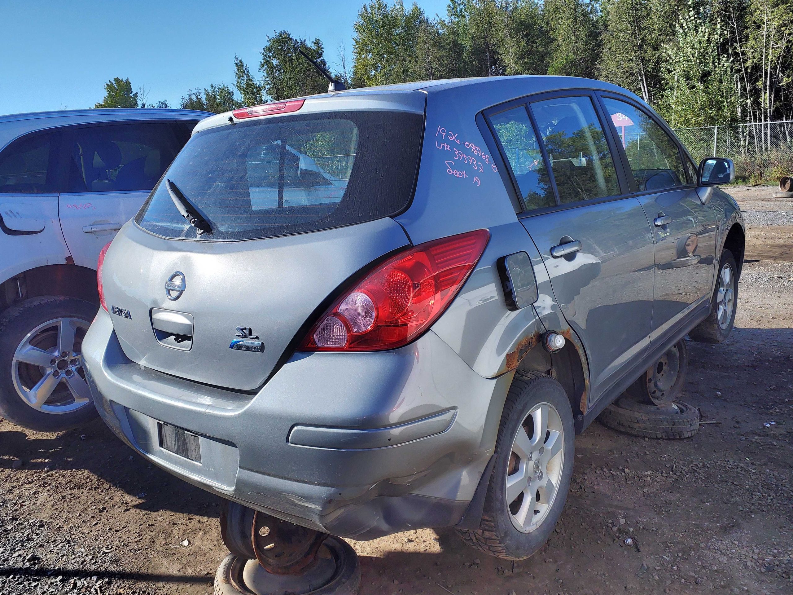 NISSAN VERSA 2010