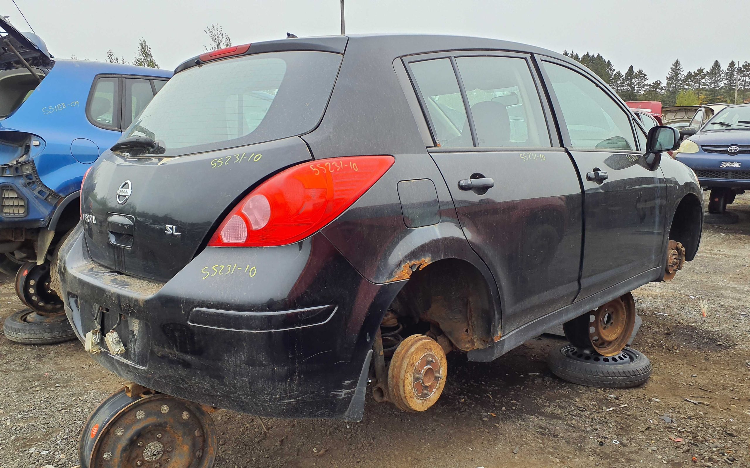 NISSAN VERSA 2010