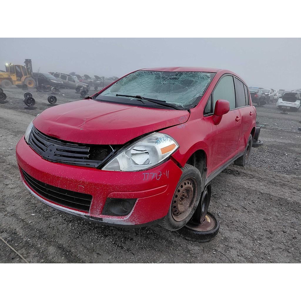 NISSAN VERSA 2011