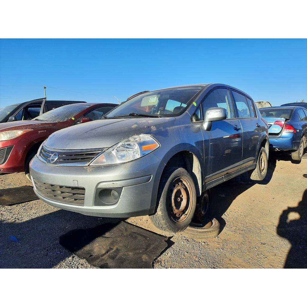 NISSAN VERSA 2011