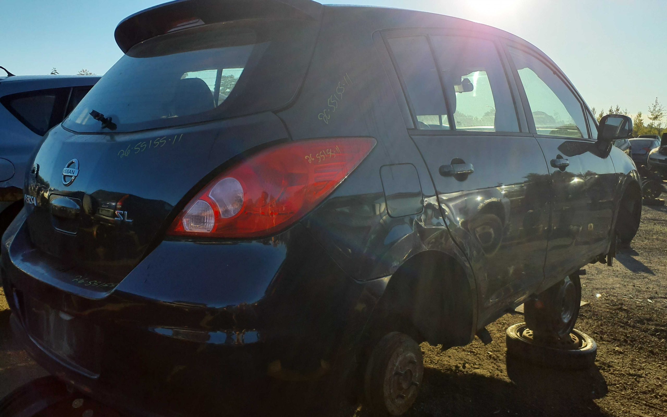 NISSAN VERSA 2011