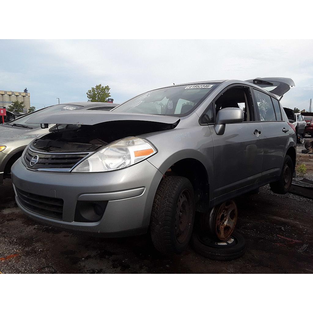 NISSAN VERSA 2011