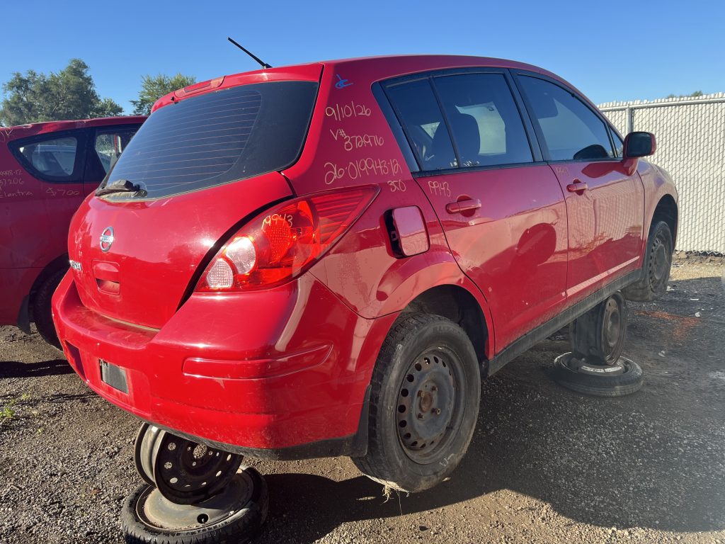 NISSAN VERSA 2012