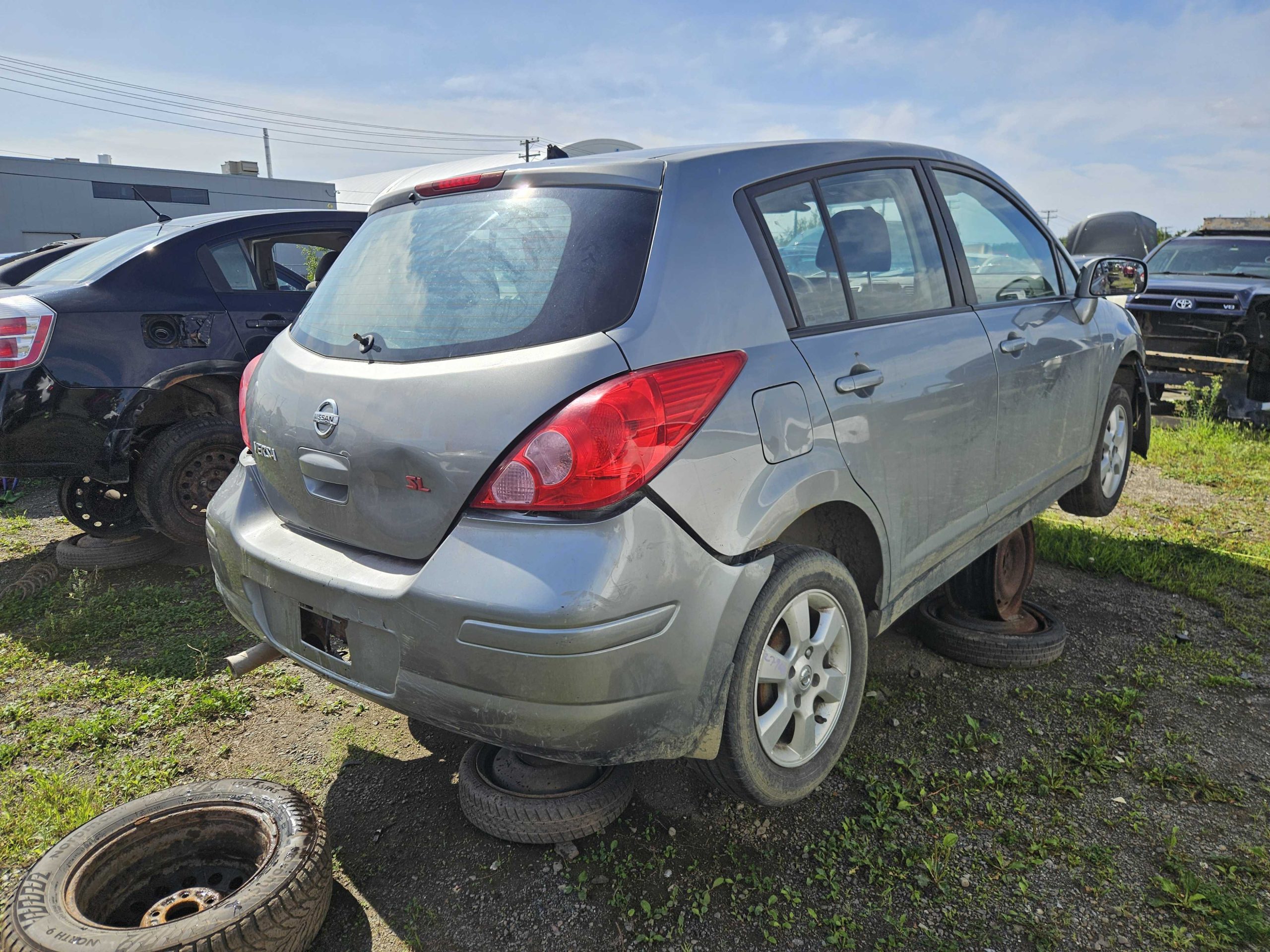 NISSAN VERSA 2012