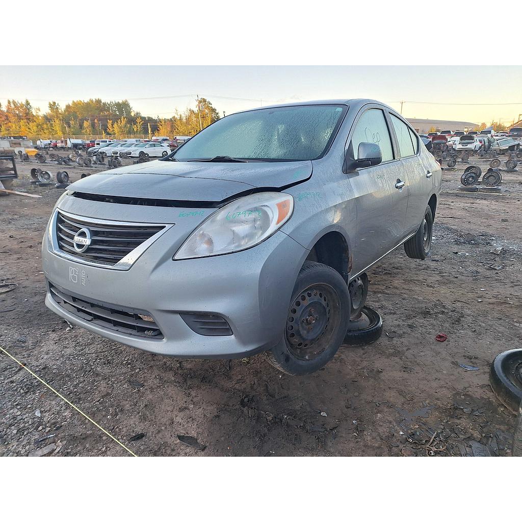 NISSAN VERSA 2012
