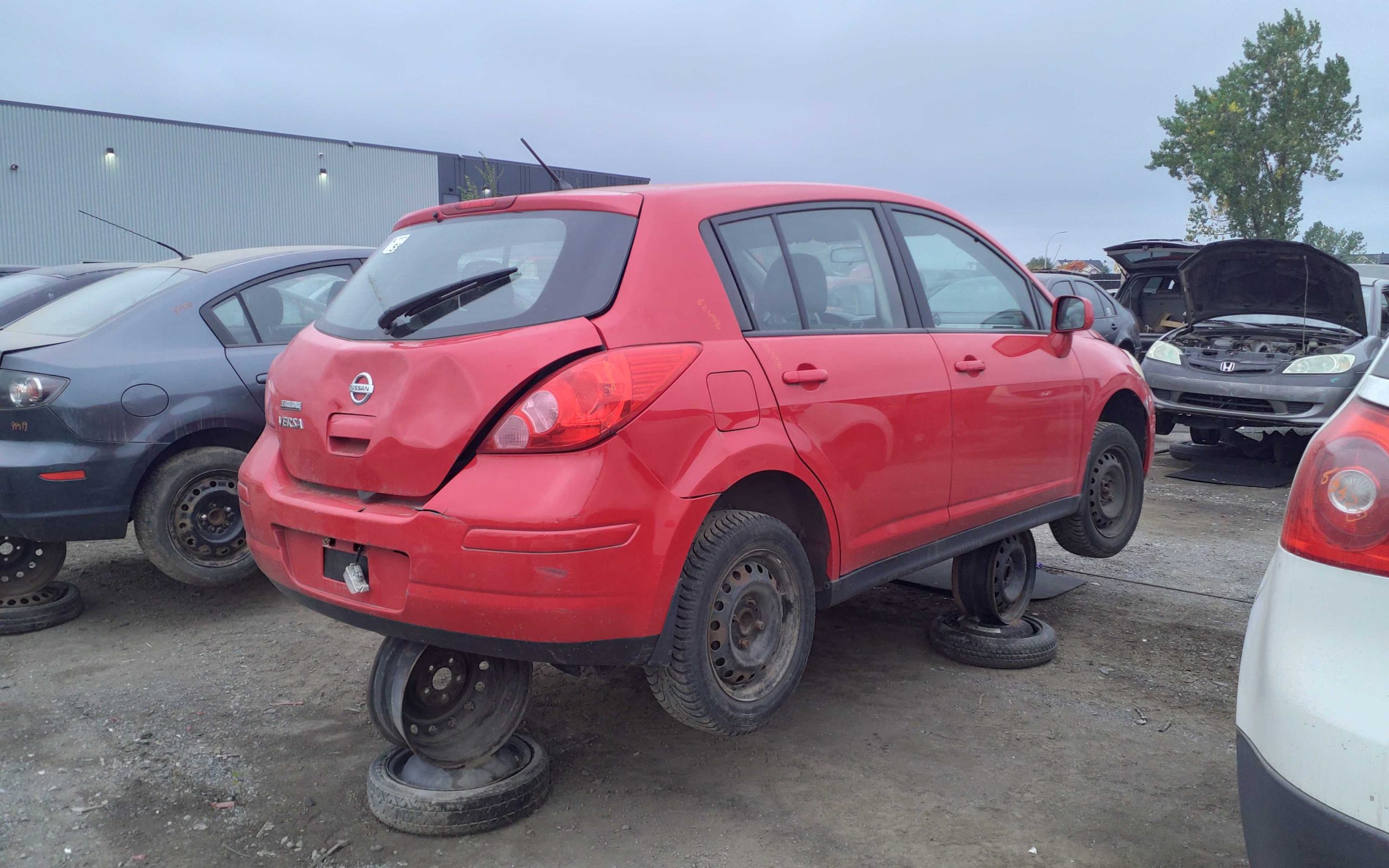 NISSAN VERSA 2012