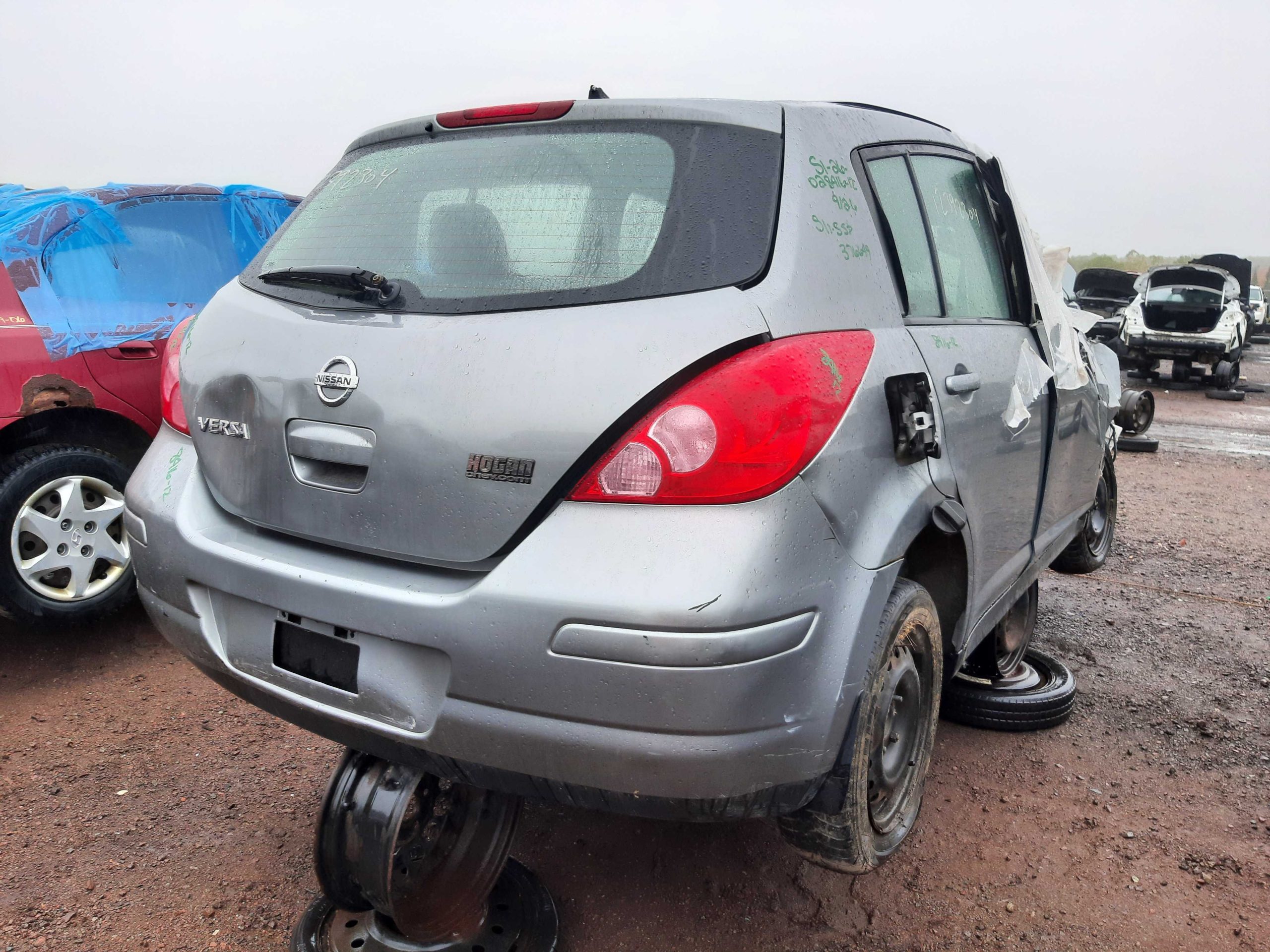 NISSAN VERSA 2012